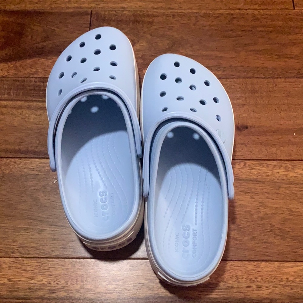 Brand new platform crocs